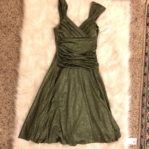 Nwt speechless green glittery dress size medium